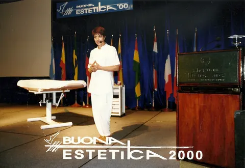 2000- LUMBOCIATICAS Y BLOQUEOS VERTEBRALES Conferencia Central Buona Estetica