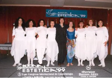1999 Argentina show de cierre alumnas del centro estetica