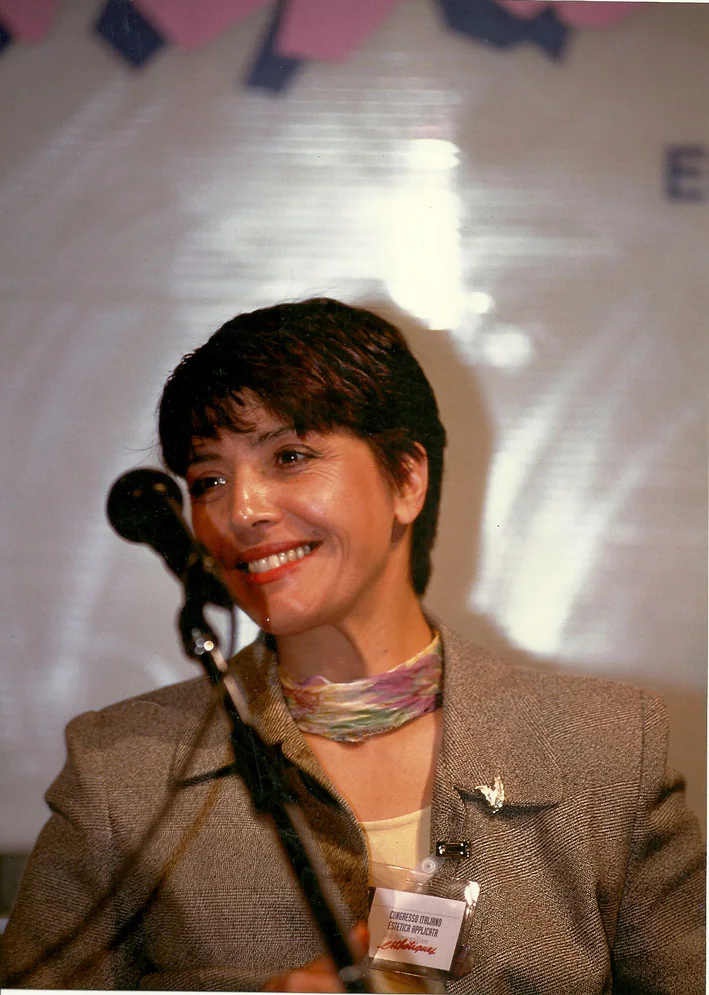 ¿QUIEN ES STELLA MARIS SIRONI?