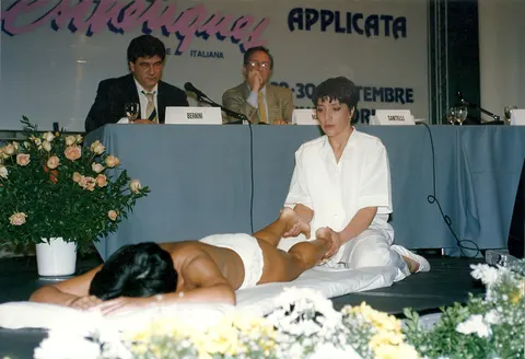 1998- CONGRESSO MILANO-Demostración práctica de SHIATZU